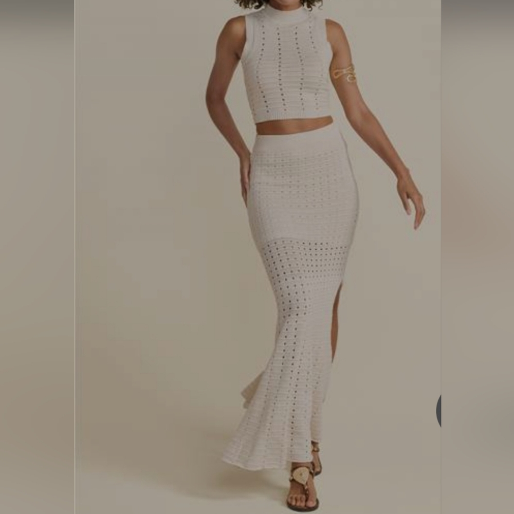 Two-piece set